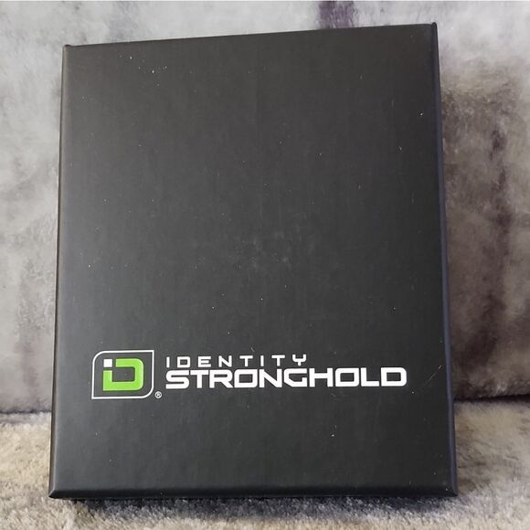 New Identity Stronghold Genuine Leather Wallet - Picture 9 of 11